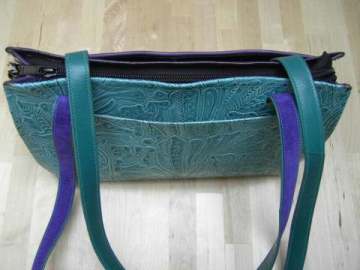 Ein Bild von der Handtasche